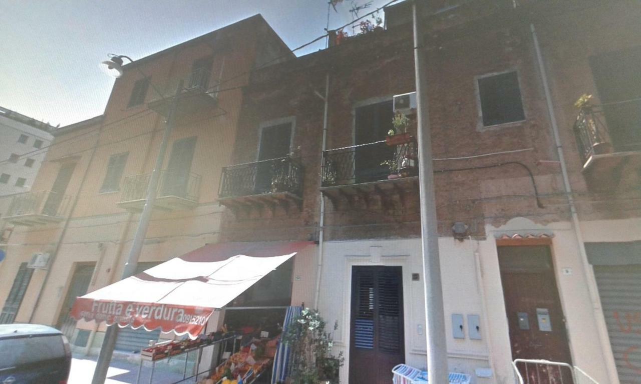 B&B Alla Pianura Dei Resuttano Palermo Exterior foto